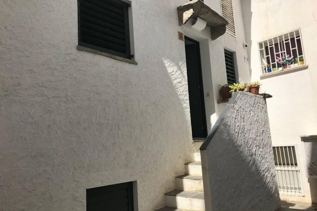 Roques - Casa En Primera Linea De Mar En Cadaqués Exteriör bild